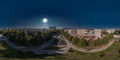 12. пішохідна алея на Гашека
